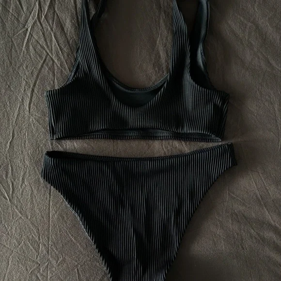 COS Ribbed Black Bikini Set - Picture 4 of 5
